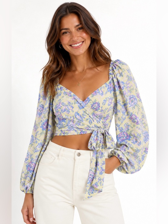 Strangers and Lovers Tops - Strangers & Lovers Floral Wrap Crop Top Puff Sleeve Tie‎ Front Size S Romantic
